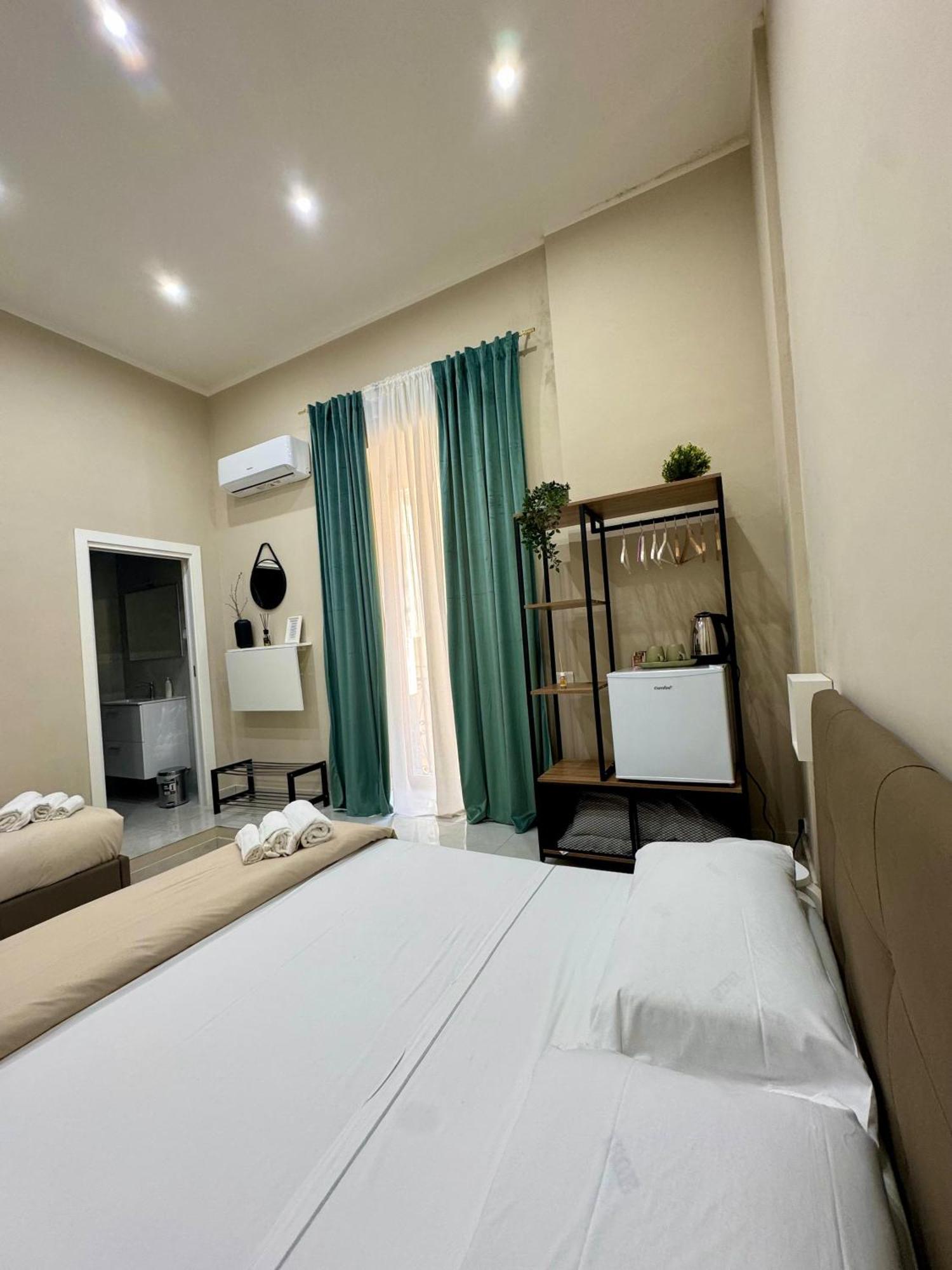 Royal Dream Bed & Breakfast Naples Exterior photo
