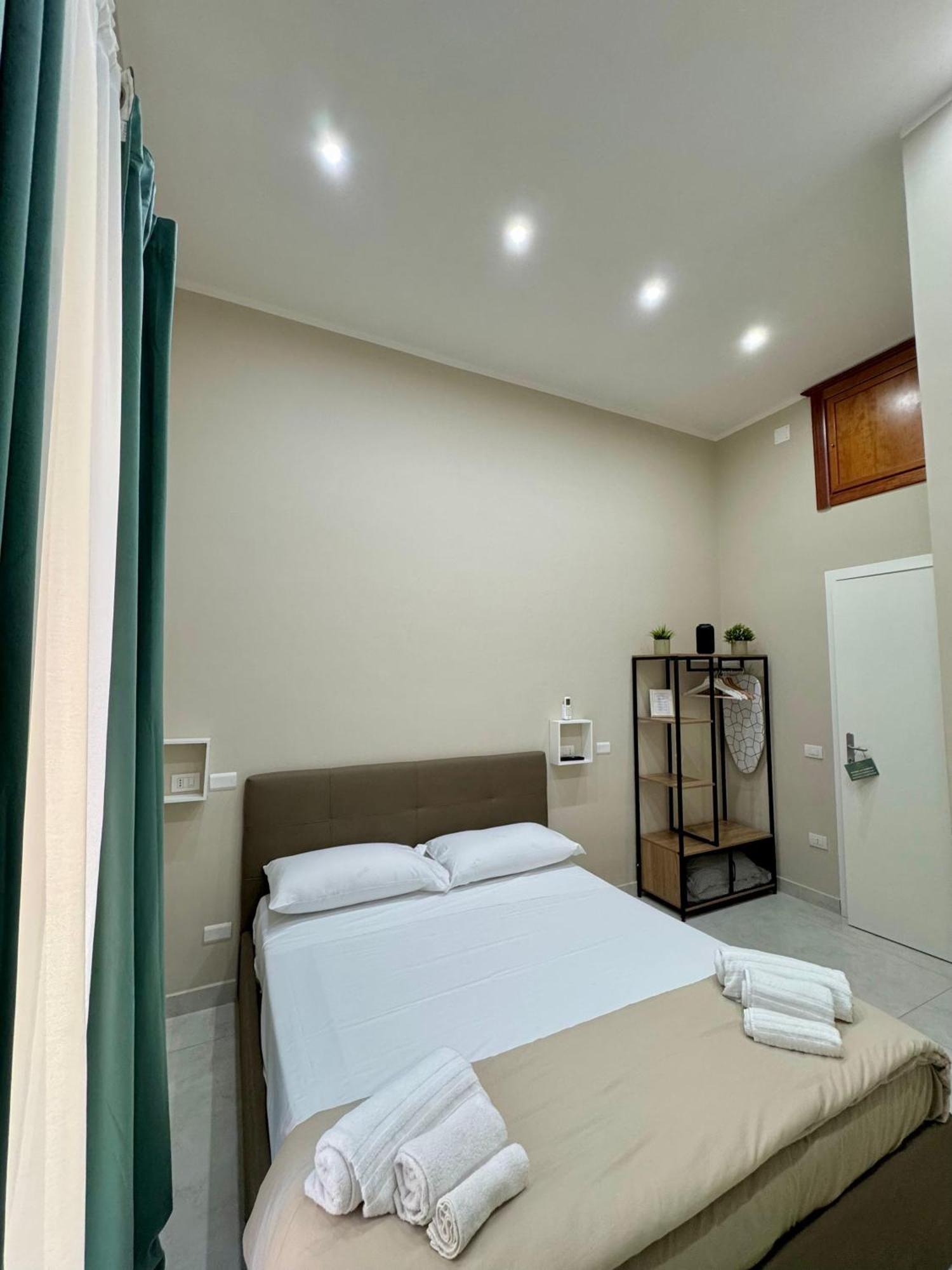 Royal Dream Bed & Breakfast Naples Exterior photo