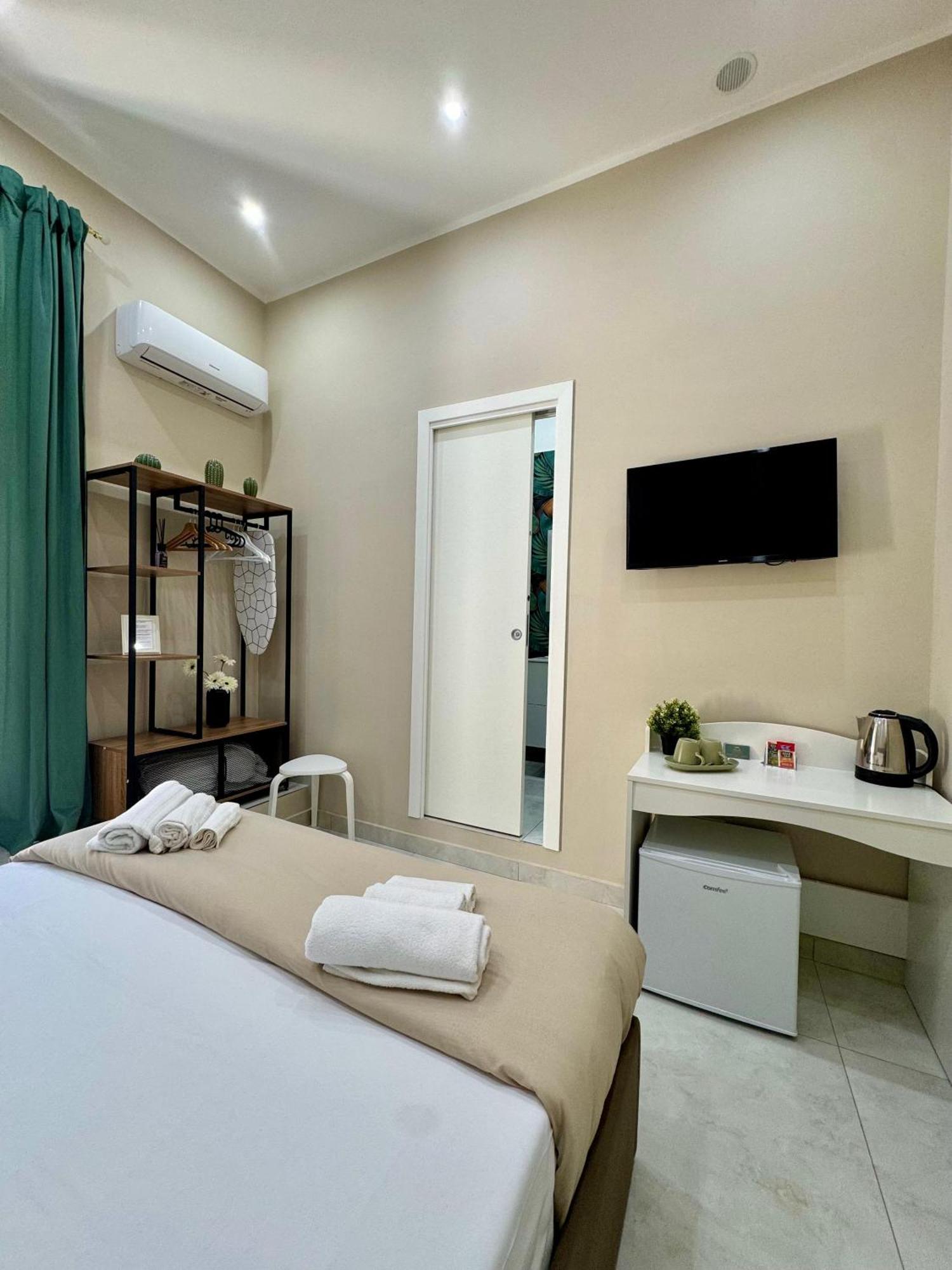 Royal Dream Bed & Breakfast Naples Exterior photo